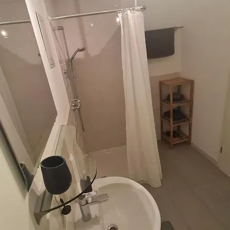 Apartment Schoene Souterrain