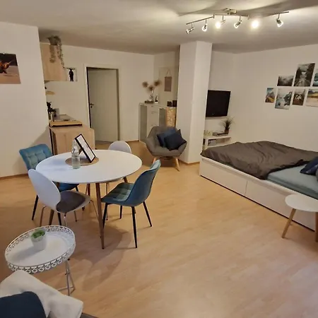 Apartment Schoene Souterrain
